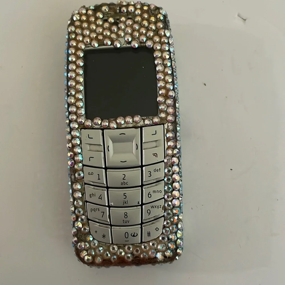 Swarovski Rhinestoned cell phone 4 x 2